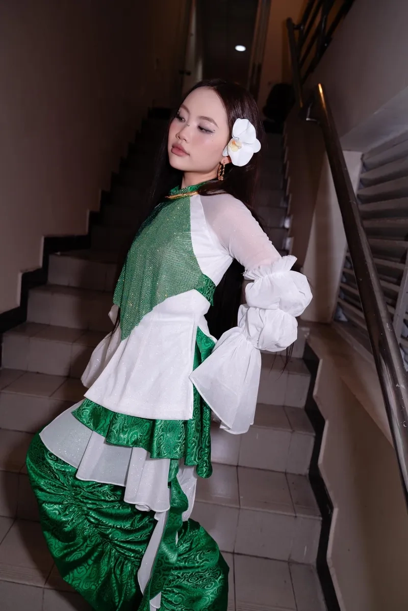 Phương Mỹ Chi hát giọng ca ngọt ngào làm tan chảy triệu fan