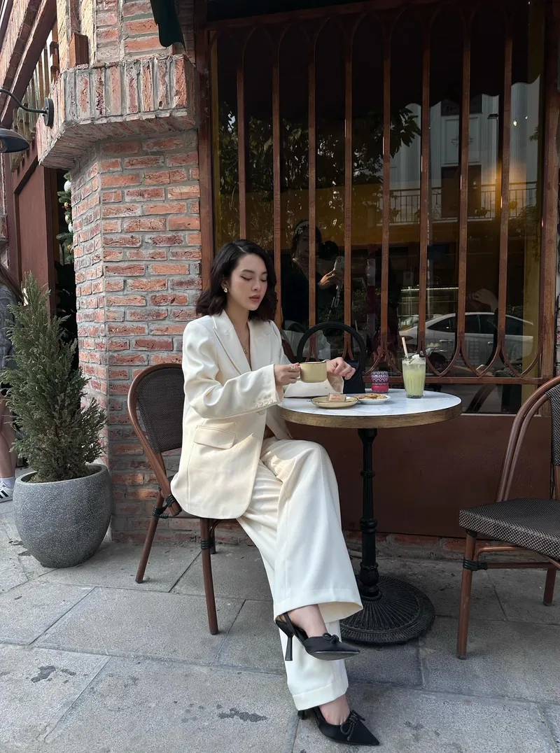 Xem ngay Quỳnh Lương TikTok với video triệu view