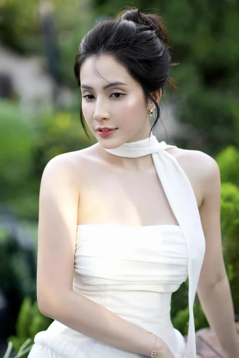 Khám phá Thiên An họ tên qua ảnh sự kiện lộng lẫy