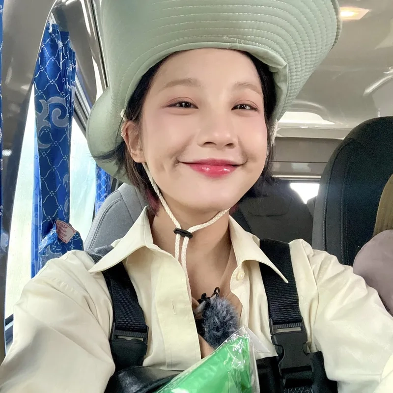 Thu Hà Ceri bao nhiêu tuổi vẫn trẻ trung trong ảnh mới
