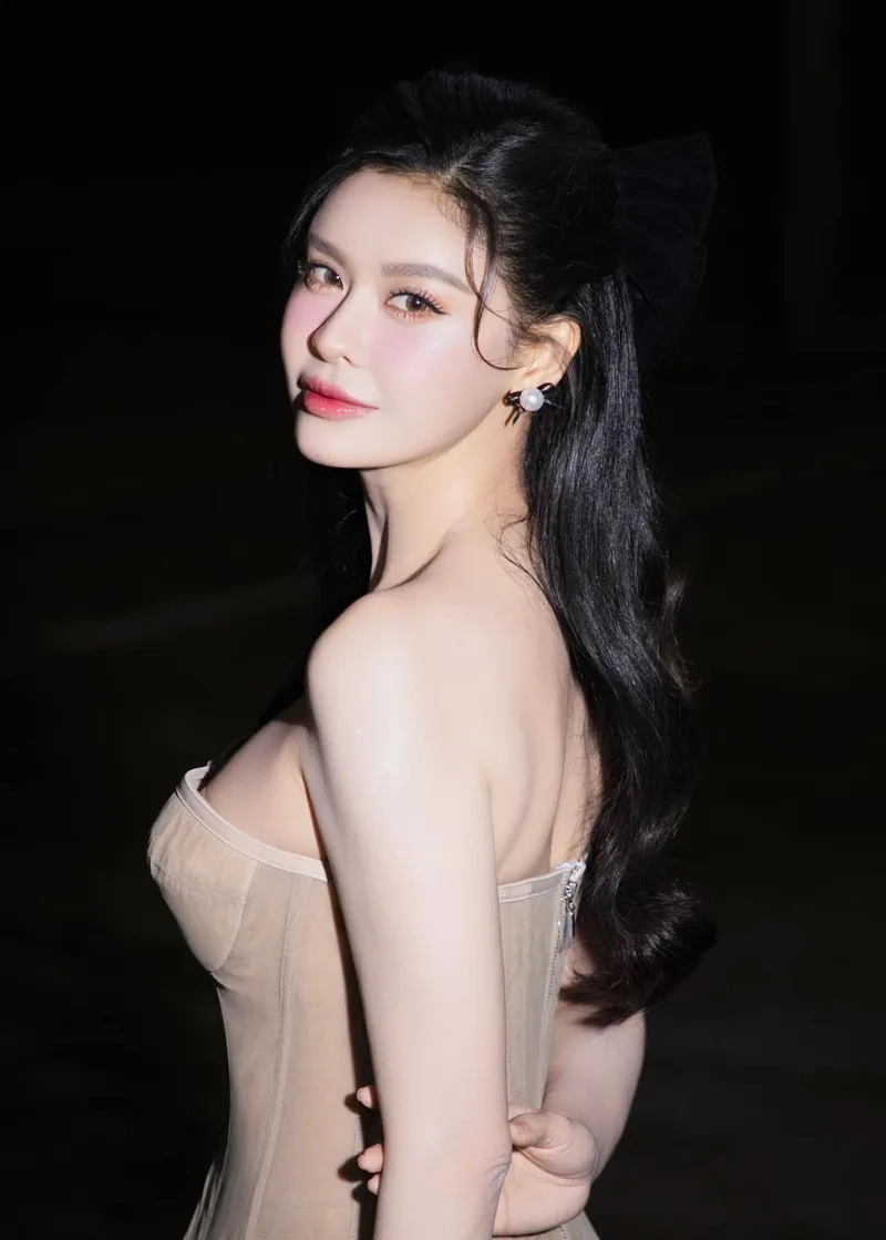 Nghe album Trương Quỳnh Anh Đơn Côi – Phía Sau Nụ Cười