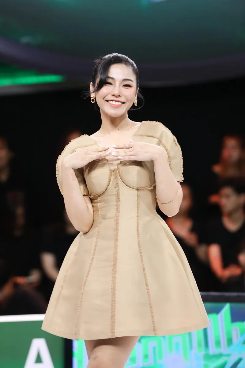Nghe người yêu của em Trương Thảo Nhi qua ảnh lãng mạn