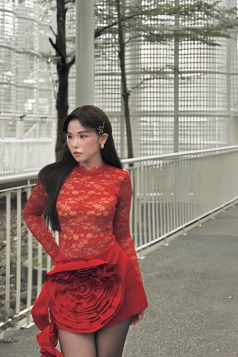 Xem đánh bắt xa bờ Trương Thảo Nhi qua ảnh sáng tạo