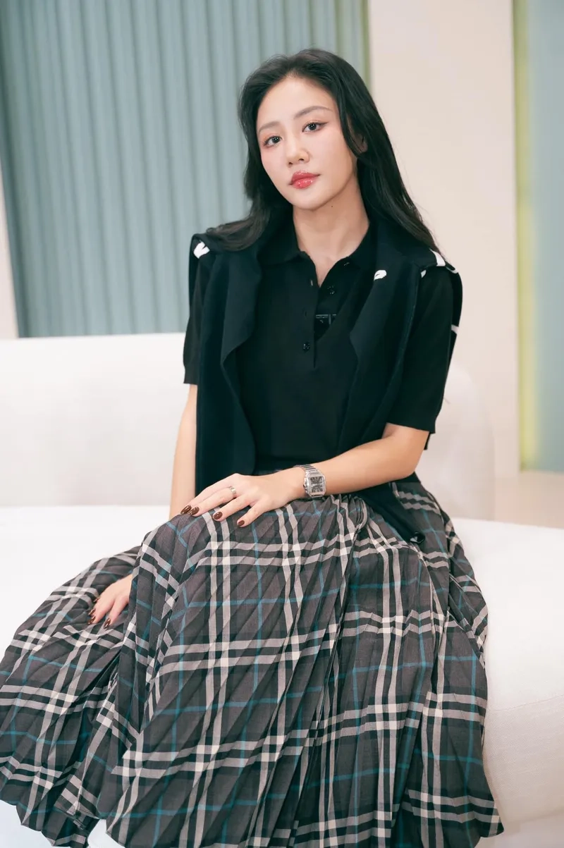 Văn Mai Hương là ai qua ảnh kể hành trình sự nghiệp
