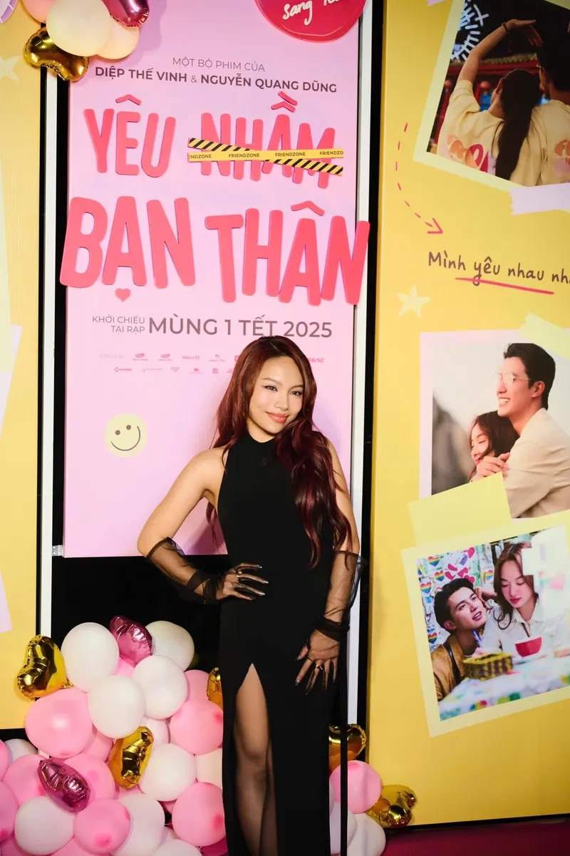 Vũ Thảo My buông ca khúc làm nên tên tuổi cô nàng